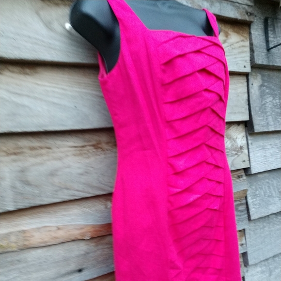 NWT🆕 New Directions Dress Sleeveless Pleated Criss Cross Front Pink Size 8 NWT - Picture 9 of 12
